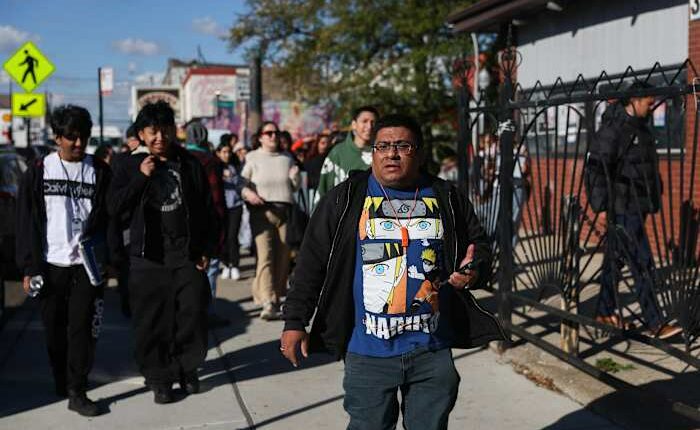 Immigration crackdown inspires uniquely Chicago pushback that's now a model for other cities