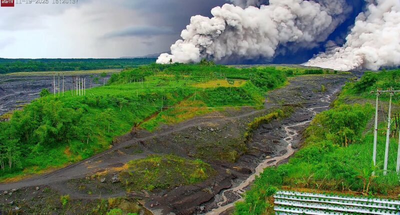 Indonesian volcano erupts with 54,000ft ash cloud