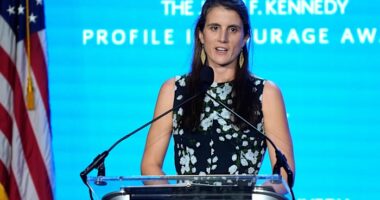 JFK's granddaughter reveals terminal cancer diagnosis, criticizes cousin RFK, Jr.