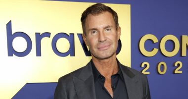 Jeff Lewis' snarky response to Real Housewife upset by food stamps jab