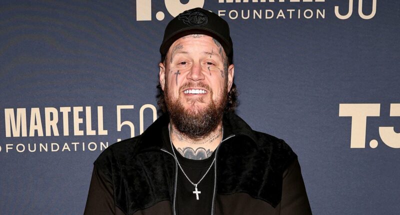 Jelly Roll's teenage daughter has hilarious reaction to famous dad shaving face for first time in a decade