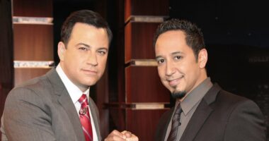 Jimmy Kimmel breaks down in tears honoring late bandleader, friend