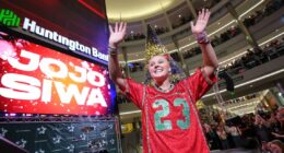 JoJo Siwa reveals painful health scare before Black Friday performance