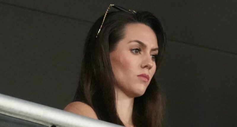 Jordon Hudson dodges encounter with Bill Belichick's daughter-in-law