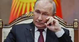 Kremlin fury at leaked call about flattering Trump's ego