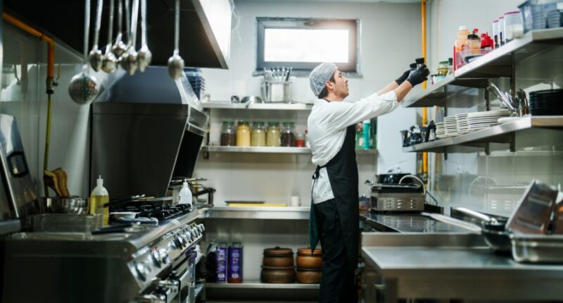 LIST: Restaurants around Tampa Bay offer free meals during SNAP funding lapse