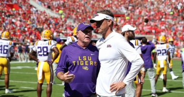 Celebrity Net Worth logo