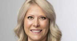 Lawmaker who flagged gang takeover of apartment booted for progressive