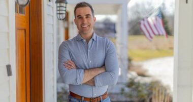 Maine candidate leaves Senate race for House primary, shaking up 2 high stakes contests