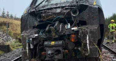 Major incident is declared after train derails in Cumbria