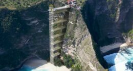 Major win for locals over tourists at scenic cliffside beach in Bali