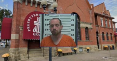 Man makes several demands in courtroom outburst