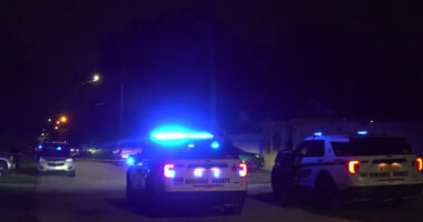 Man shot during argument in Seminole County;  deputies search for shooter
