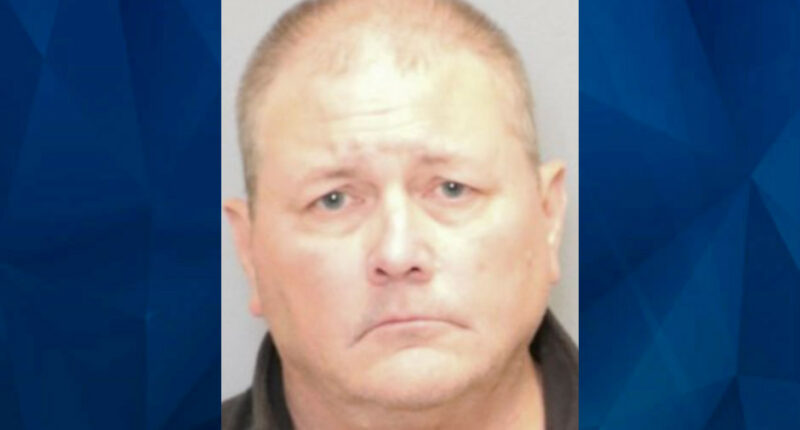 Maryland Man Points Gun at 12-Year-Old Christmas Carolers Who Knocked on His Door