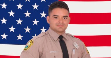 Miami-Dade deputy fatally shot during altercation, prompting massive police response