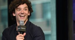 Celebrity Net Worth logo