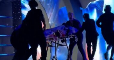 Miss Jamaica falls off stage during Miss Universe pageant