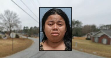 Mom tried to 'smother' her baby because she was crying: Cops