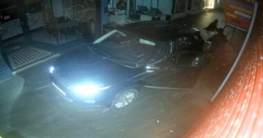 Moment Range Rover tears gates off jewellers in £40k four-minute heist