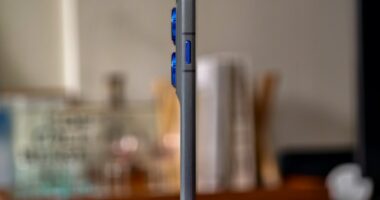 Motorola’s Edge 70 is the blueprint for future thin phones