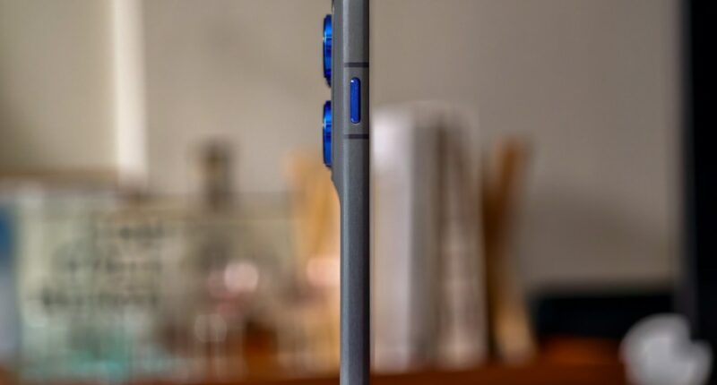 Motorola’s Edge 70 is the blueprint for future thin phones