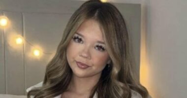 My 15-year-old needed surgery after this common beauty treatment. Here's what every mother should know