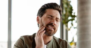 NHS says people without a dentist can get teeth looked at