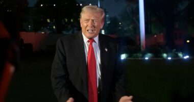 Newsom blasts eight democrats for supporting shutdown end