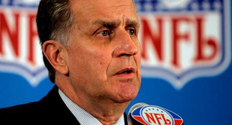 Paul Tagliabue, NFL commissioner of 17 years who led an era of riches and expansion, dies at 84
