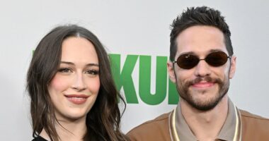 Pete Davidson kisses pregnant girlfriend Elsie at lavish baby shower