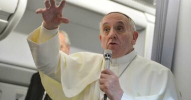 Pope Leo XIV visits Turkey and Lebanon on first foreign trip