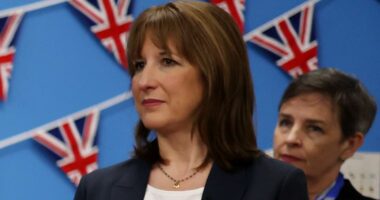 Reeves claimed to help pubs but many face rate rises as Amazon benefit