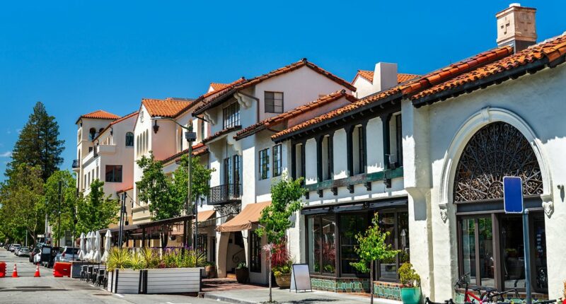 Residents of tech tycoon city are sick of sleepless nights