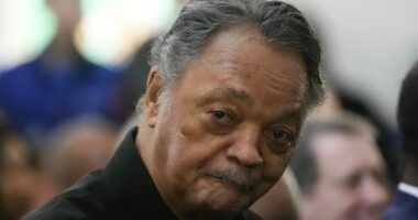 Rev. Jesse Jackson health: Civil rights activist, Martin Luther King Jr.'s protégé discharged from Chicago's Northwestern Hospital