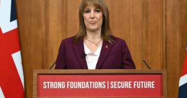 Sadiq Khan eyes up £200m windfall from Reeves' 'tourist tax' decision