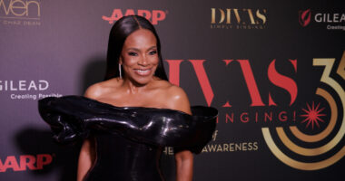 Sheryl Lee Ralph celebrates 35 years of 'DIVAS Simply Singing! Raising Health Awareness'