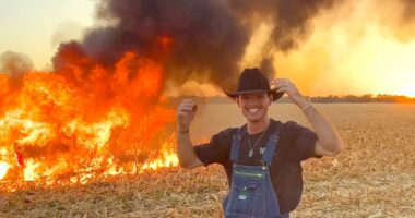 Star arrested for evading tax on Ferrari before 'setting it on fire'