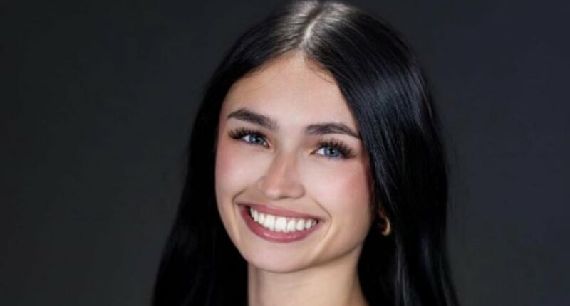 Stranger who shot dead cheerleader, 18, is indicted for her murder