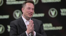 Tesla shareholders approve Elon Musk's $1 trillion pay package