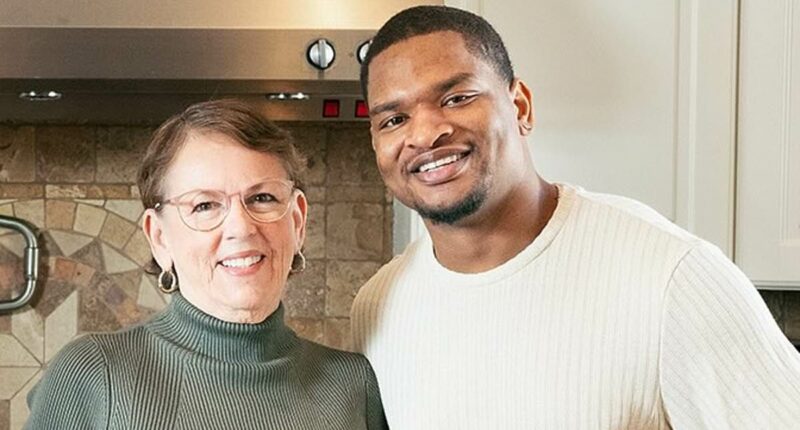 Thanksgiving grandma and accidental guest mark 10th holiday together