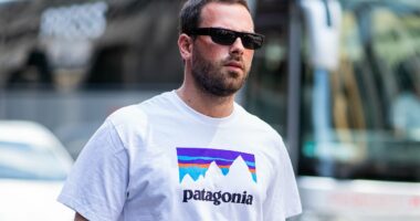 The 11 looks men LOVE but women think are emasculating and sexless