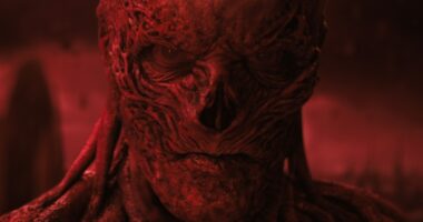 The Big Clue Everyone Missed Very Early In Stranger Things