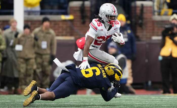 The Latest: Rivalry week could deliver changes in the top 10 of the AP Top 25