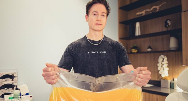 The ultra-rich are paying thousands to 'cleanse' their blood of toxins in the pursuit of longevity