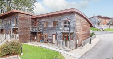 The unspoilt Cornish coastline transformed into 'concrete jungle'