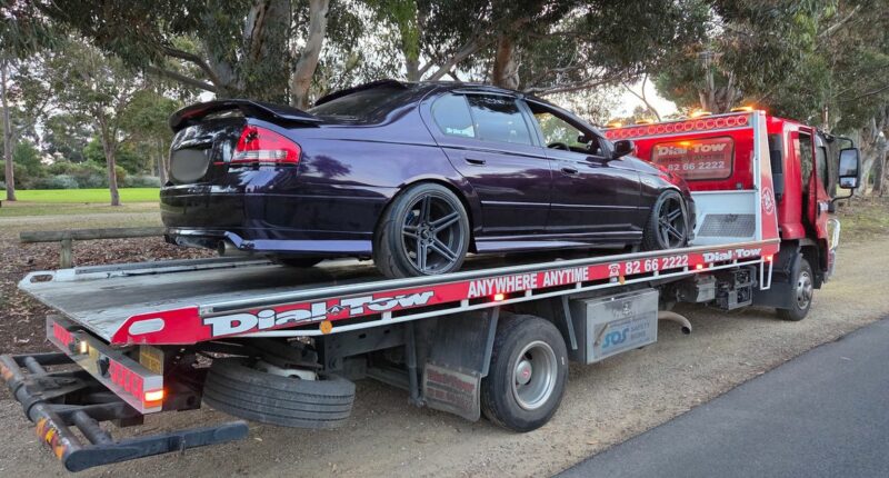 Three arrested, cars seized after 'hooning' at Adelaide club meet