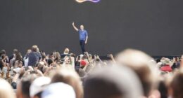 Tim Cook could step down as Apple CEO next year