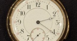 Titanic passenger's watch set to fetch £1m with time at moment it sank