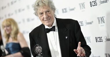 Tom Stoppard: British playwright, who won Academy Award for 'Shakespeare In Love,' dies at 88