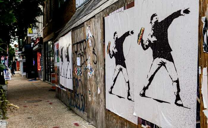 Trial starts for assault case against DC man who tossed sandwich at federal agent on viral video